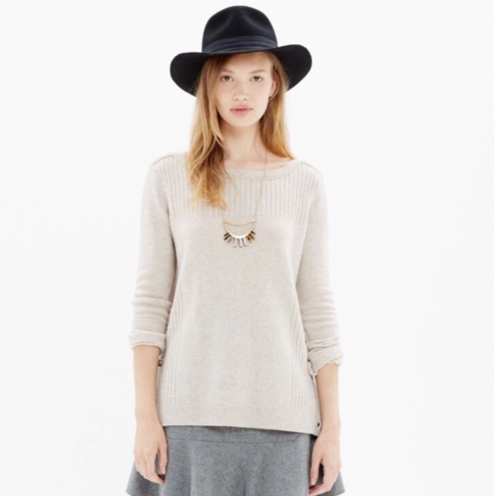 Madewell Pinewood Pullover Sweater. Side button details. Size M.